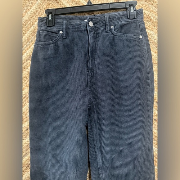 Urban Outfitters BDG Black Corduroy High Rise Mom Jeans/Pants,Straight Leg,26 - Picture 2 of 9